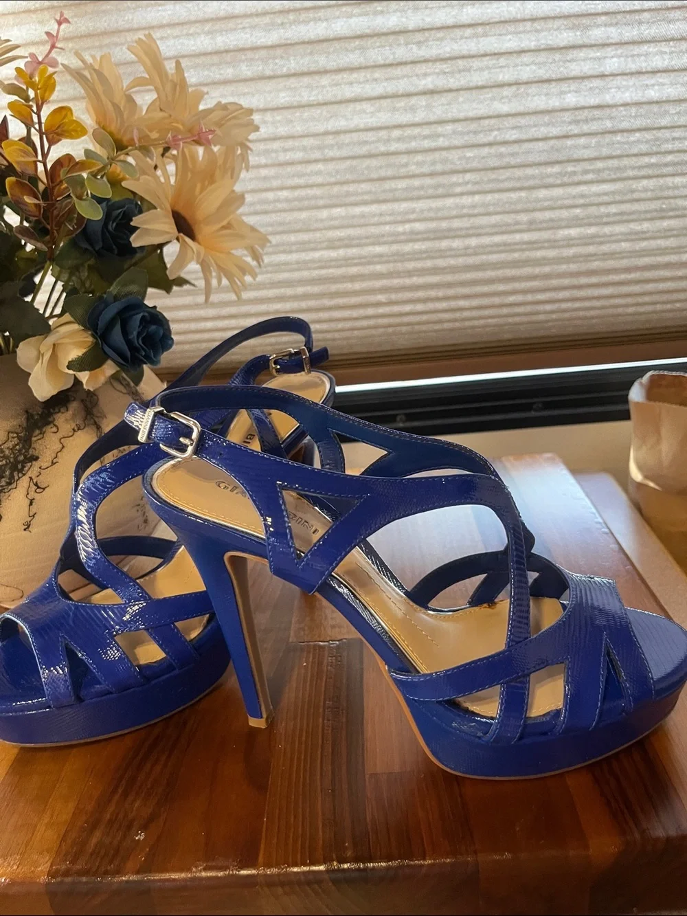 NEW Gianni Bini Electric Blue Patent Strappy Slingback Heels